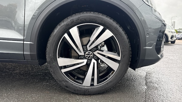 Used Volkswagen T-Roc 2025 for sale - 76063686: Photo 5