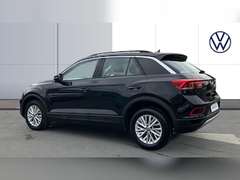 Used Volkswagen T-Roc 2022 for sale - 76265868: Photo