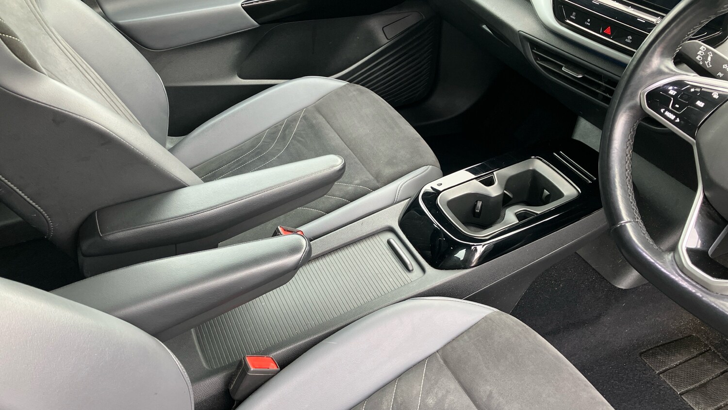 Used Volkswagen ID.4 2022 for sale - 76948177: Photo 14