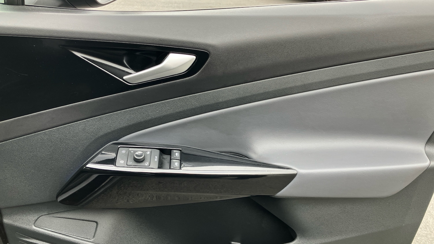 Used Volkswagen ID.4 2022 for sale - 76948177: Photo 19