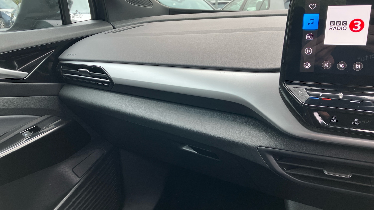 Used Volkswagen ID.4 2022 for sale - 76948177: Photo 25