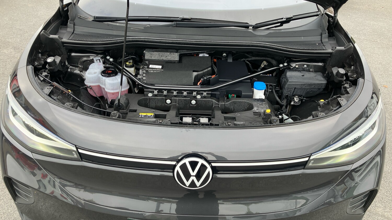 Used Volkswagen ID.4 2022 for sale - 76948177: Photo 38