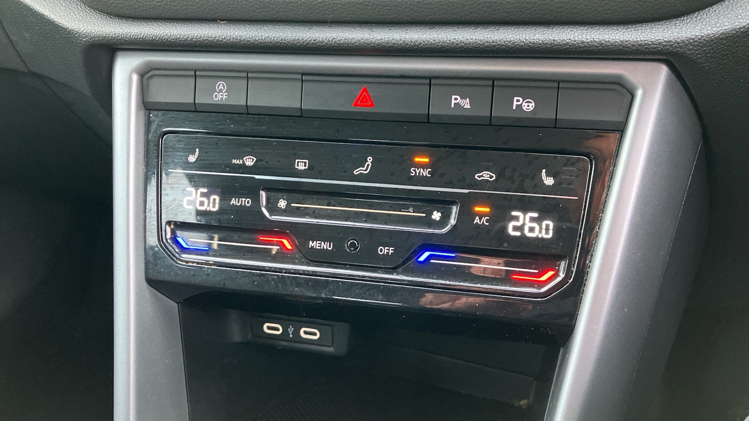 Used Volkswagen T-Roc 2023 for sale - 77687874: Photo 13