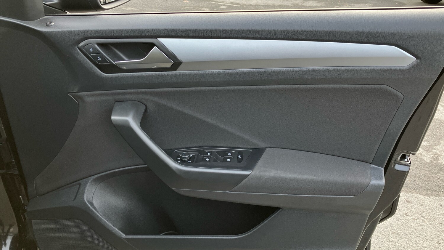 Used Volkswagen T-Roc 2023 for sale - 77687874: Photo 19