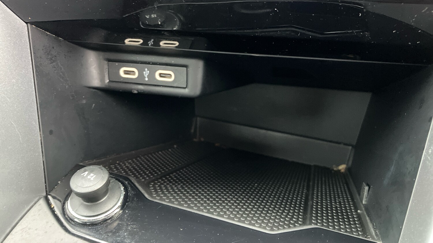 Used Volkswagen T-Roc 2023 for sale - 77687874: Photo 23