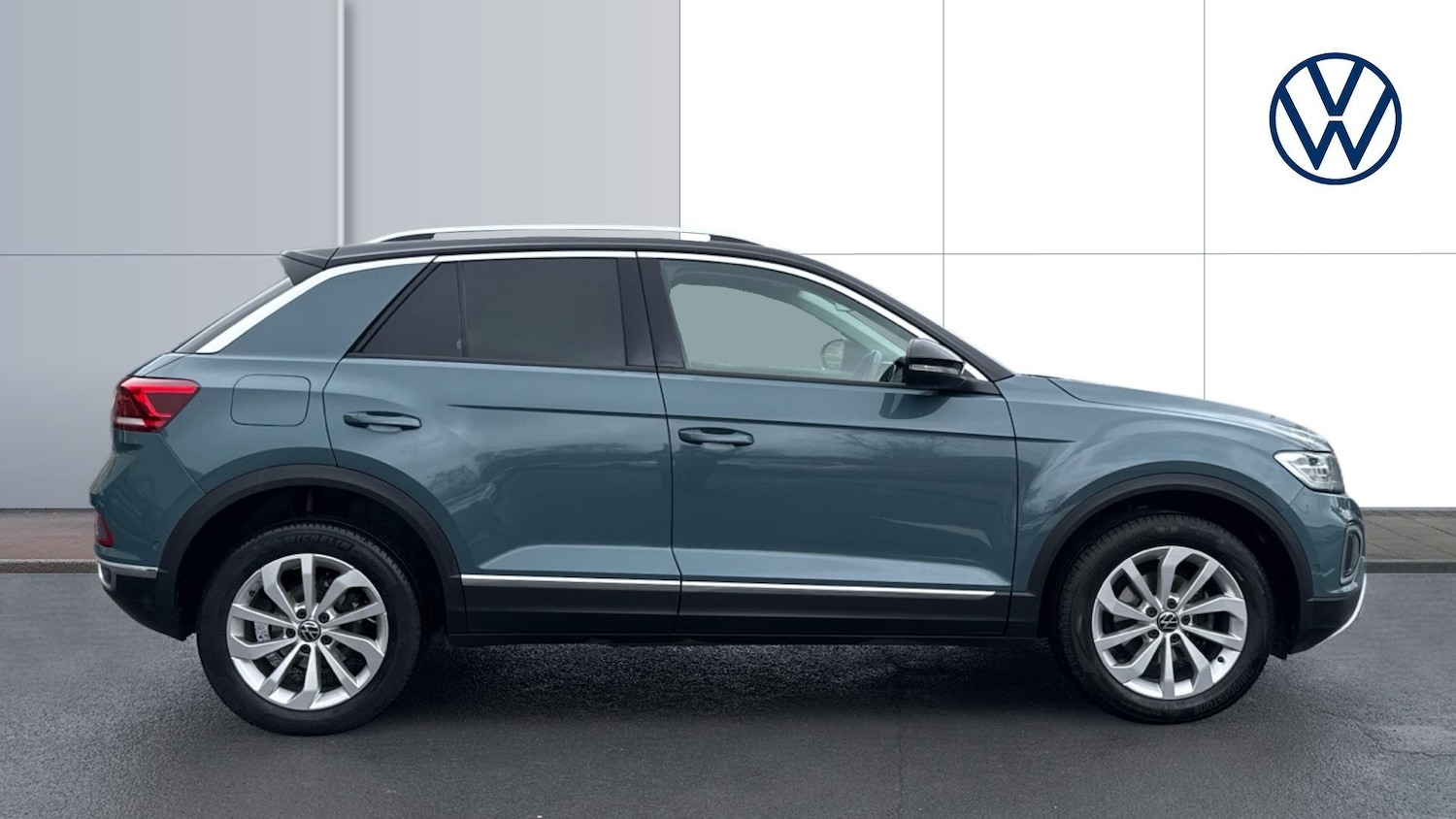 Used Volkswagen T-Roc 2022 for sale - 77431061: Photo 4