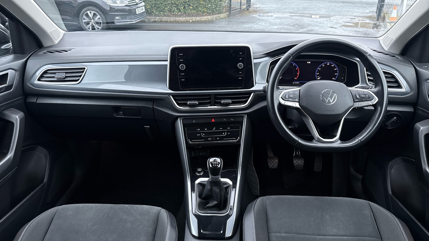 Used Volkswagen T-Roc 2022 for sale - 77431061: Photo 9