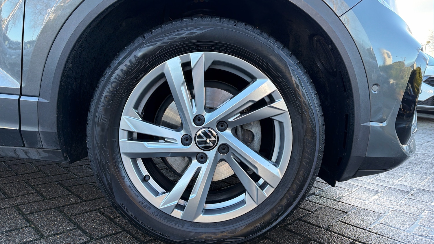 Used Volkswagen T-Roc 2022 for sale - 77516339: Photo 5