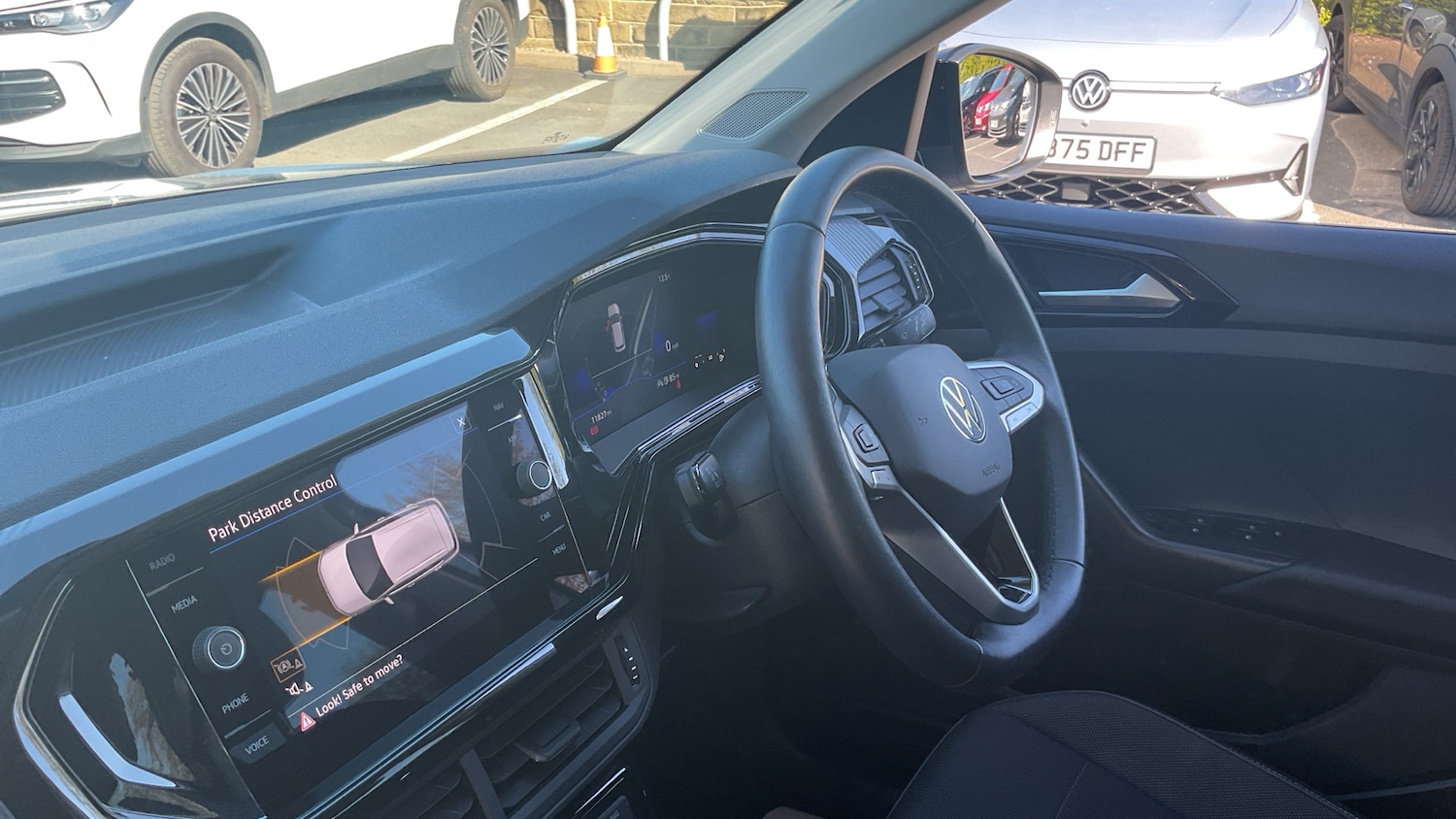 Used Volkswagen T-Cross 2023 for sale - 78152903: Photo 10