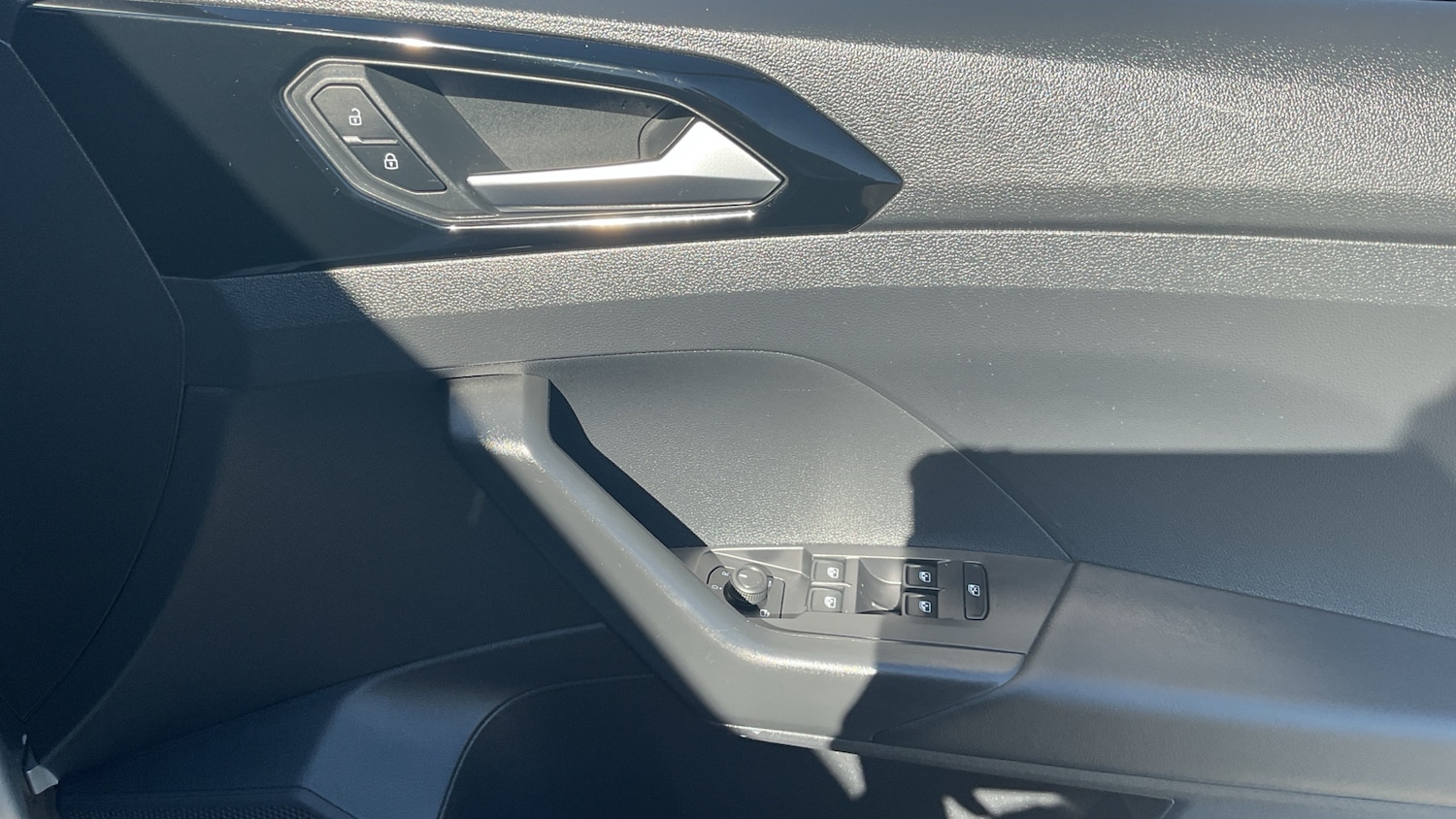 Used Volkswagen T-Cross 2023 for sale - 78152903: Photo 19