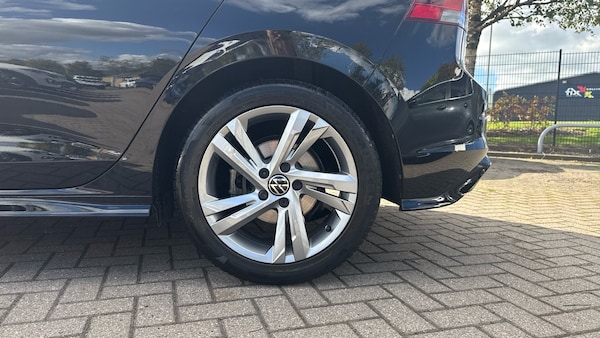 Used Volkswagen Golf 2023 for sale - 76289108: Photo 5