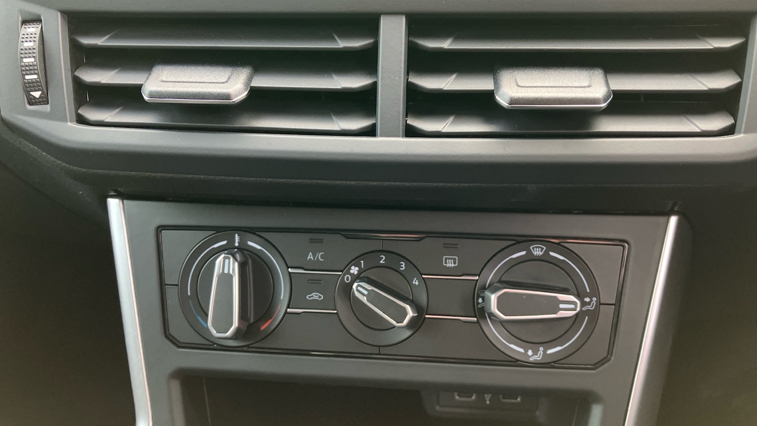 Used Volkswagen Polo 2025 for sale - 76404425: Photo 13