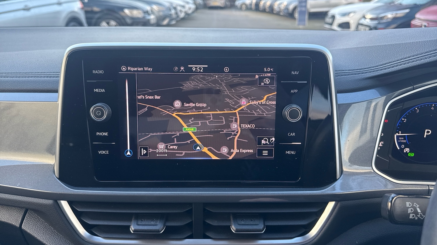 Used Volkswagen T-Roc 2023 for sale - 77245405: Photo 32