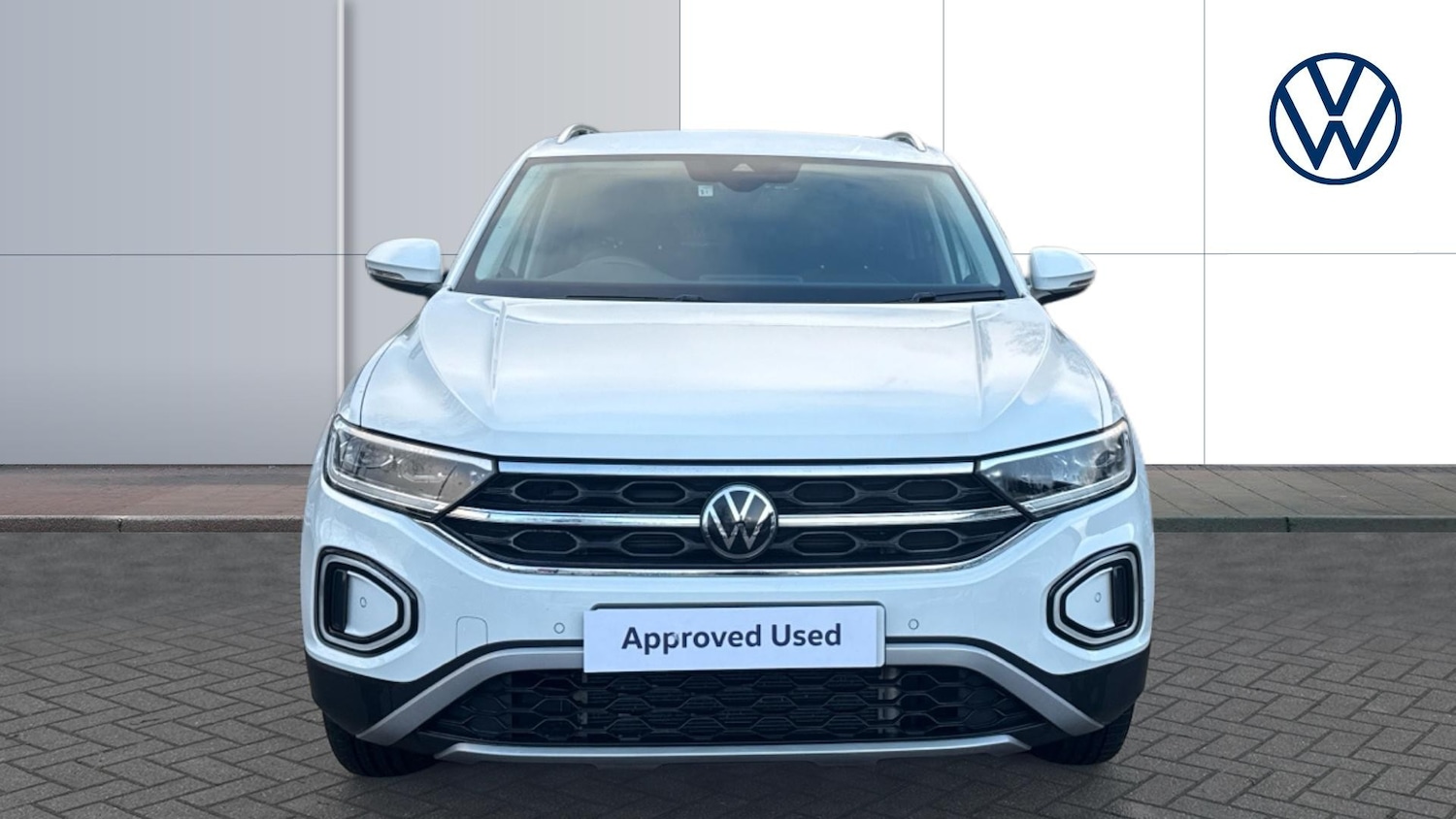 Used Volkswagen T-Roc 2023 for sale - 77245405: Photo 7