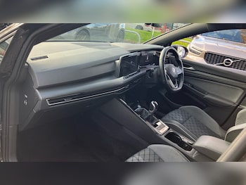 Used Volkswagen Golf 2022 for sale - 76286738: Photo
