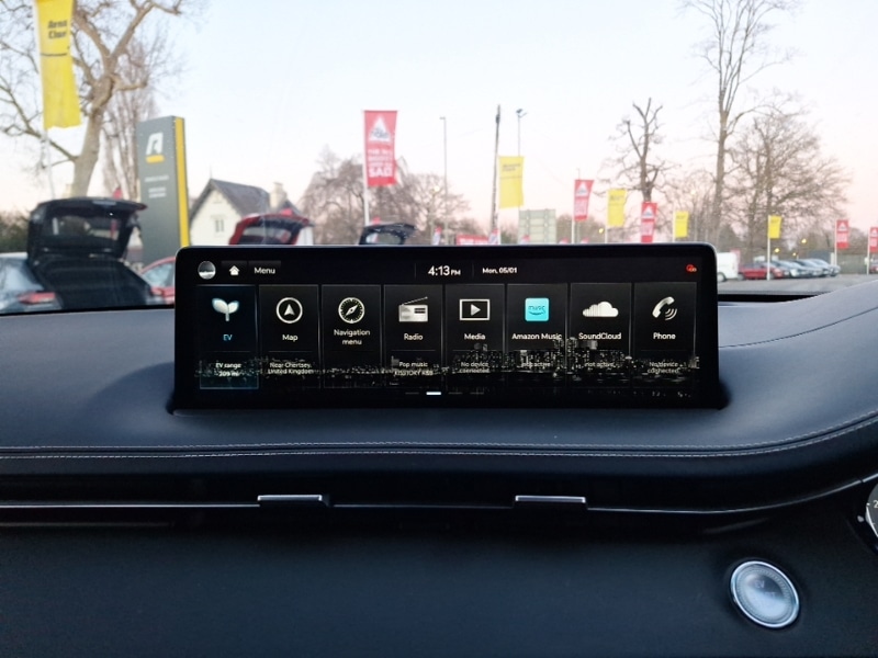 Used Genesis GV70 2023 for sale - 77912087: Photo 12