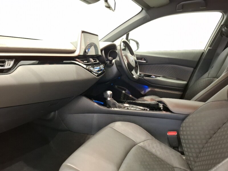 Used Toyota C-HR 2023 for sale - 77956361: Photo 5