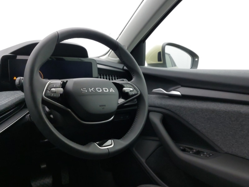 Used Skoda Superb 2025 for sale - 77126945: Photo 10