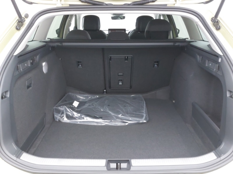 Used Skoda Superb 2025 for sale - 77126945: Photo 8