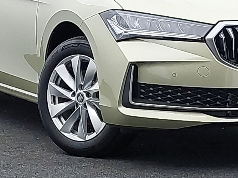 Used Skoda Superb 2025 for sale - 77126945: Photo 9