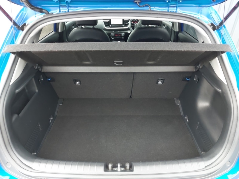 Used Kia Stonic 2022 for sale - 77333743: Photo 8