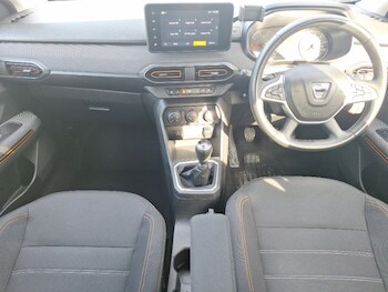 Used Dacia Sandero Stepway 2022 for sale - 77987323: Photo