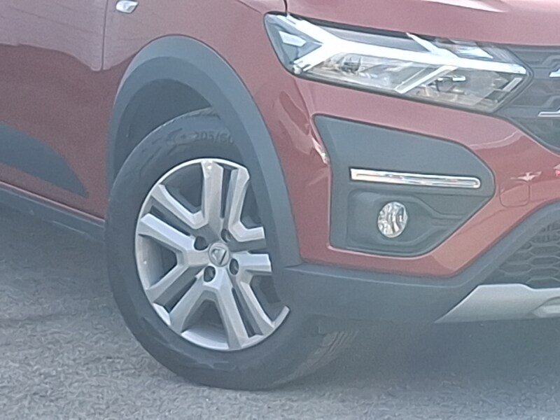 Used Dacia Sandero Stepway 2022 for sale - 77987323: Photo 9