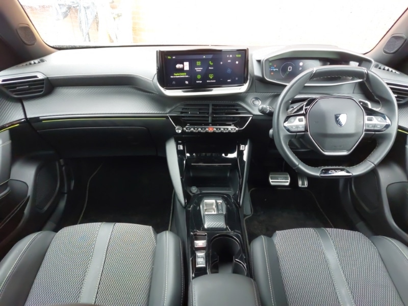 Used Peugeot 2008 2024 for sale - 76700268: Photo 2