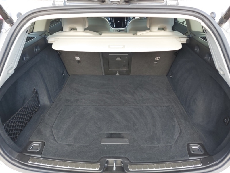 Used Volvo V60 2025 for sale - 76583795: Photo 8