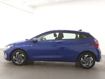 Used Hyundai i20 2021 for sale - 76770900: Photo