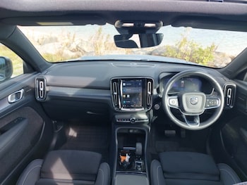 Used Volvo XC40 2024 for sale - 76051681: Photo