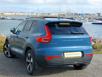 Used Volvo XC40 2024 for sale - 76051681: Photo
