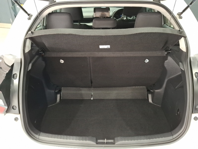 Used Mazda Mazda2 HYBRID 2024 for sale - 77795449: Photo 8