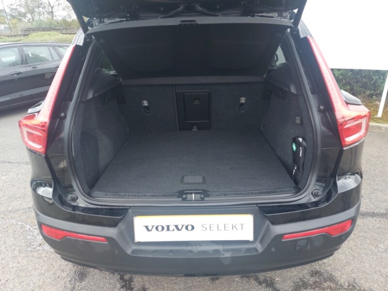 Used Volvo XC40 2021 for sale - 77924140: Photo 8