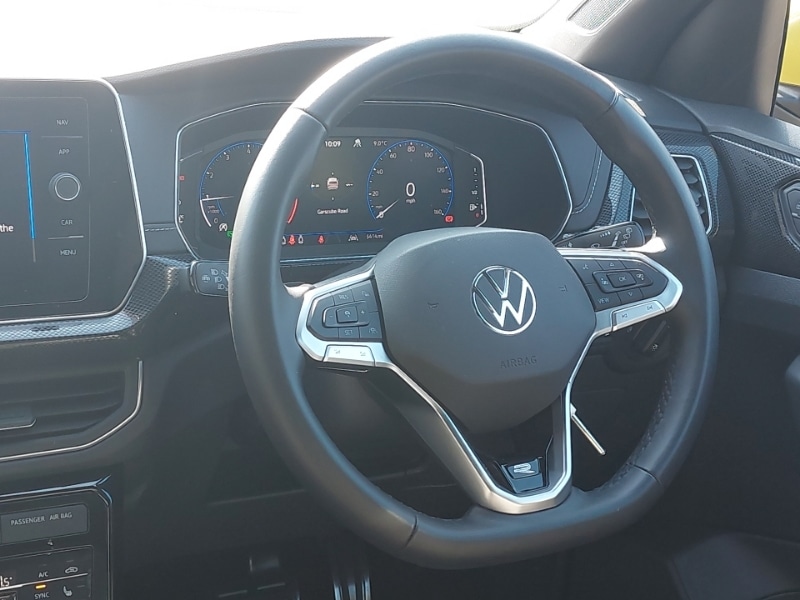 Used Volkswagen T-Cross 2024 for sale - 76387660: Photo 11