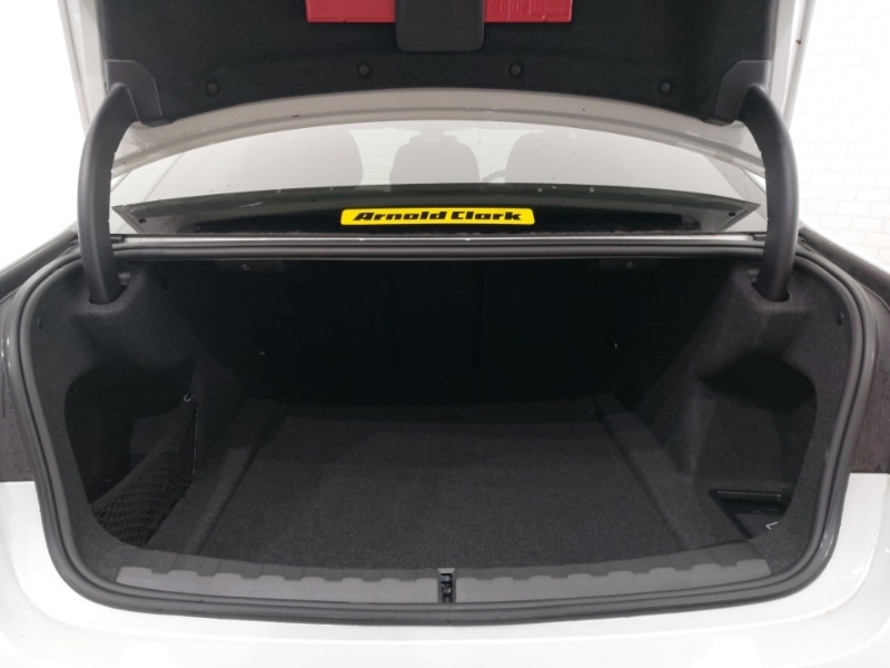 Used BMW 3 Series 2024 for sale - 76619428: Photo 8