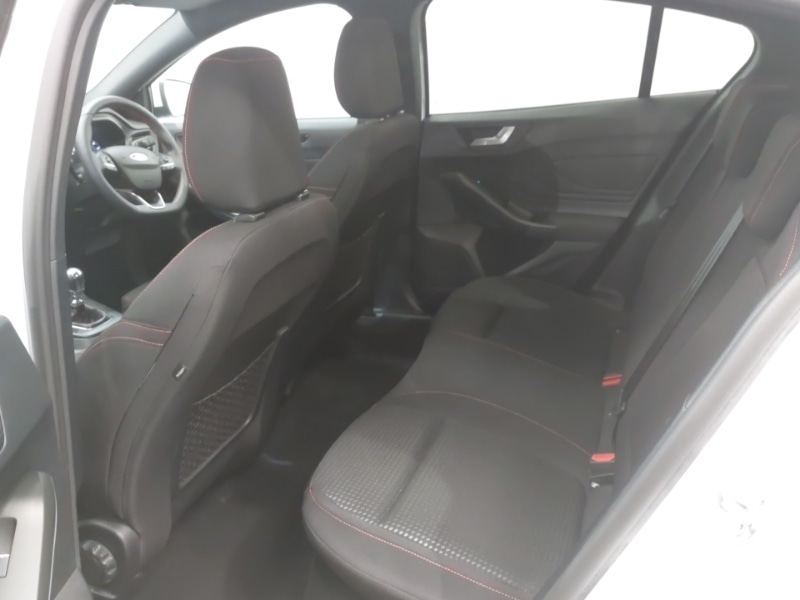 Used Ford Focus 2023 for sale - 76912240: Photo 6