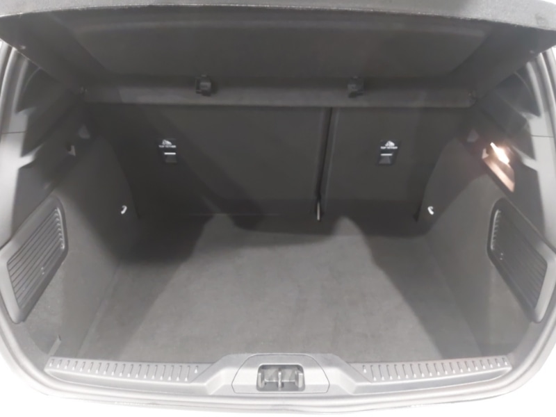 Used Ford Focus 2023 for sale - 76912240: Photo 8