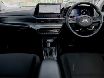 Used Hyundai i20 2024 for sale - 79457555: Photo