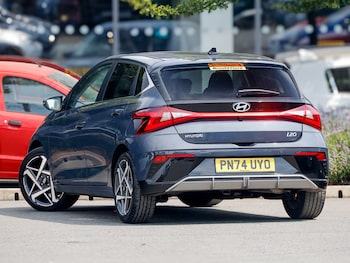 Used Hyundai i20 2024 for sale - 79457555: Photo