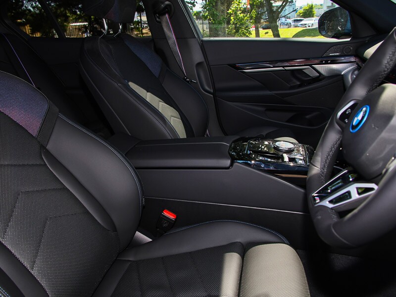 Used BMW i5 2025 for sale - 77353242: Photo 11