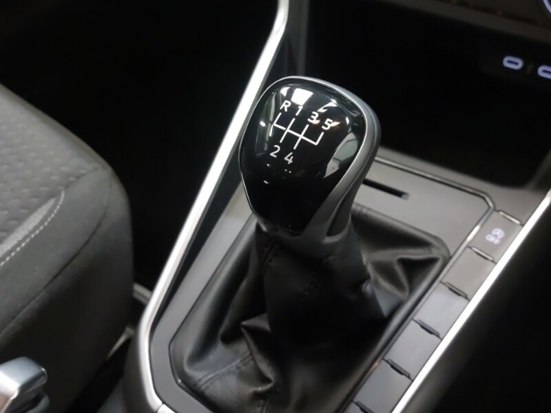 Used Volkswagen Polo 2024 for sale - 77580760: Photo 12