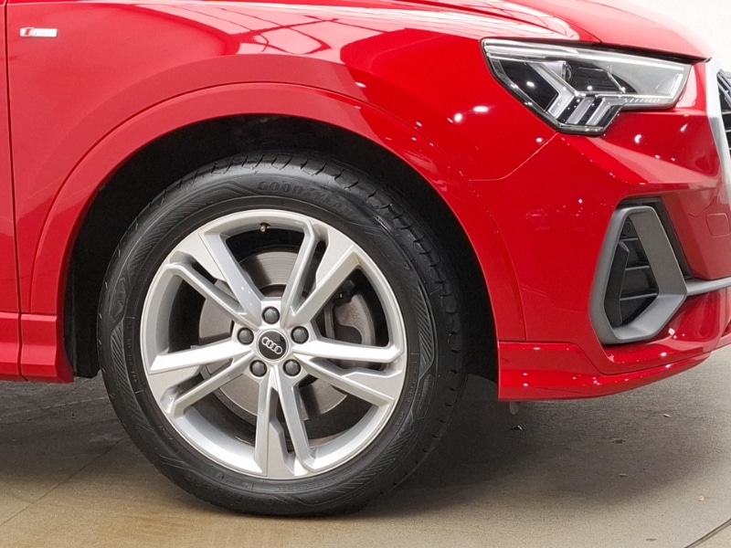 Used Audi Q3 2024 for sale - 76165596: Photo 9
