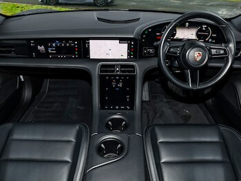 Used Porsche Taycan 2023 for sale - 77253102: Photo