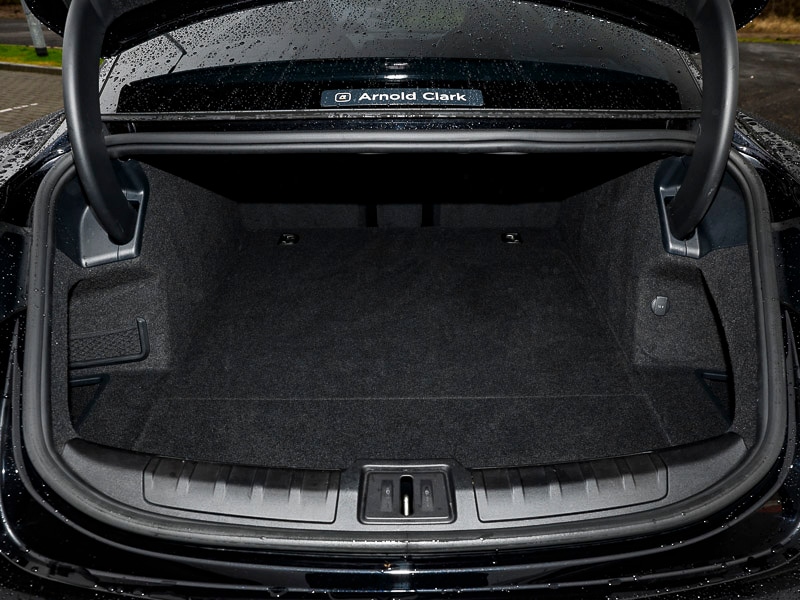 Used Porsche Taycan 2023 for sale - 77253102: Photo 8