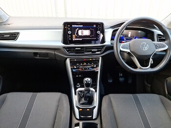 Used Volkswagen T-Roc 2023 for sale - 77856305: Photo