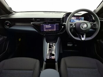 Used Alfa Romeo Junior 2025 for sale - 78238961: Photo