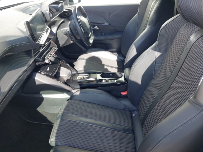 Used Peugeot 2008 2023 for sale - 77942825: Photo 5