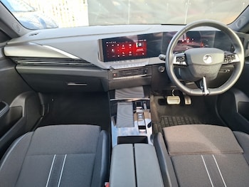 Used Vauxhall Astra 2023 for sale - 79367746: Photo