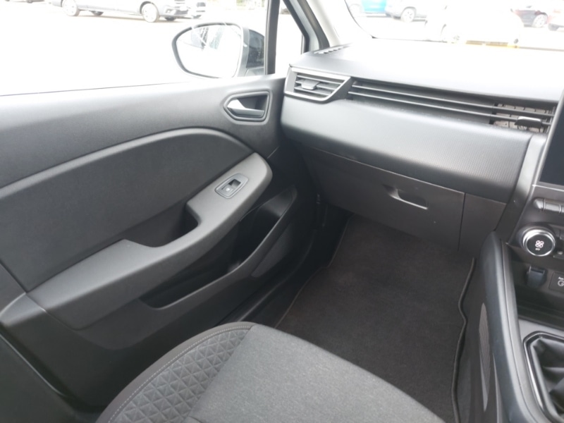 Used Renault Clio 2023 for sale - 76695063: Photo 10